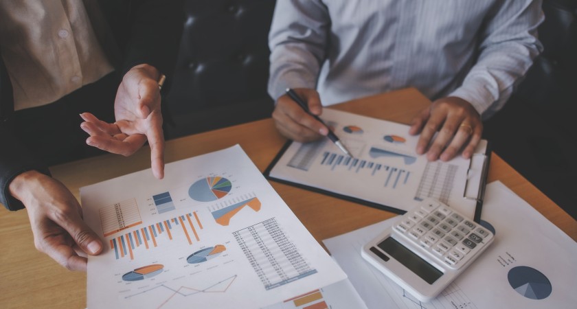key differences between finance and accounting outsourcing services